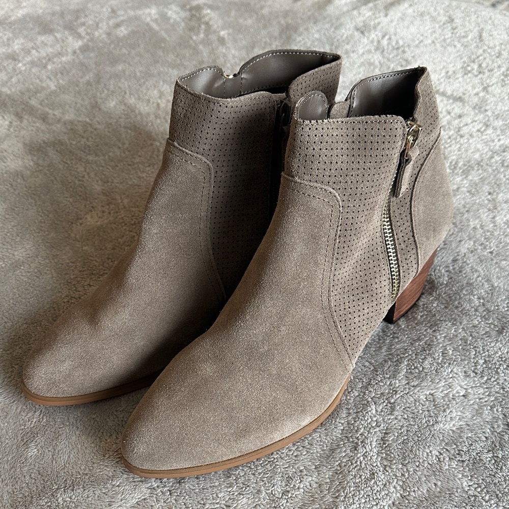 Elegant Perforated Ankle Boots in Taupe Suede